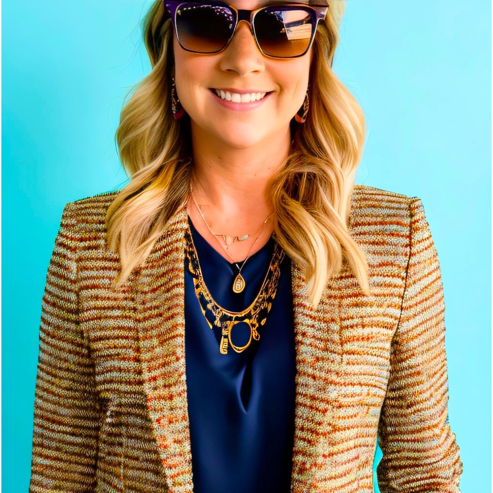 Meet your Posher, Lisa